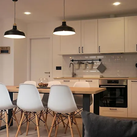 Apartamento Family 2026 Ryanair's 10 *