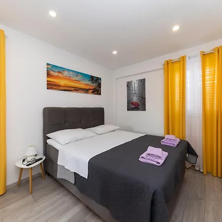 Family Apartments Zadar 2026 Ryanair'S October Delight