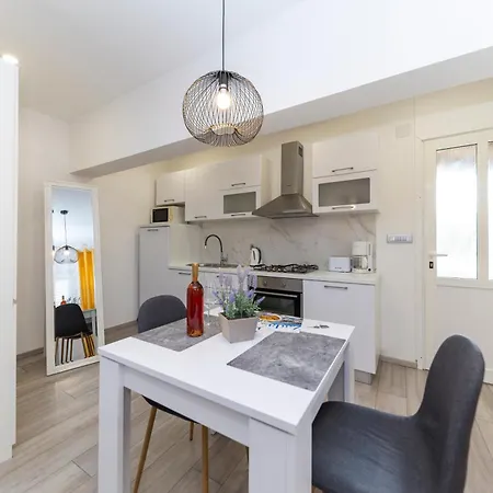 Apartamento Family 2026 Ryanair's September Zadar