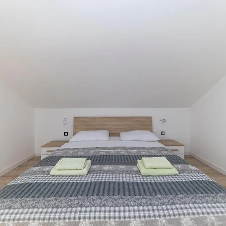 Lejlighed Family 2026 Ryanair's 10 Zadar