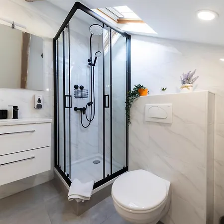 Family 2026 Ryanair's 10 *