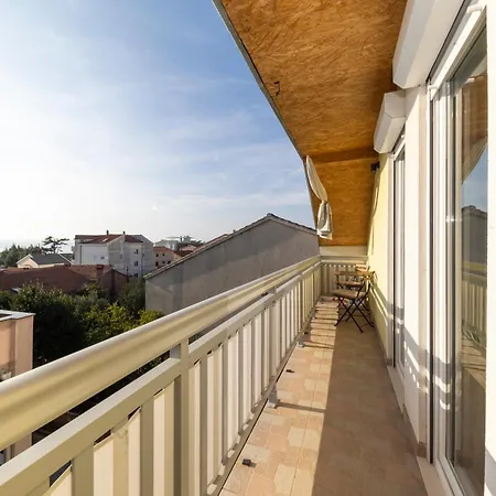 Апартаменты Family 2026 Ryanair's 10 *