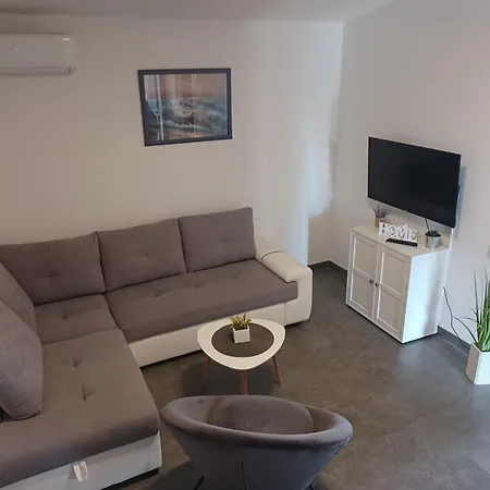 Apartamento Family 2026 Ryanair's September Zadar